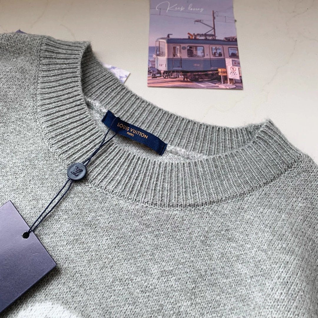 LV logo - CREWNECK