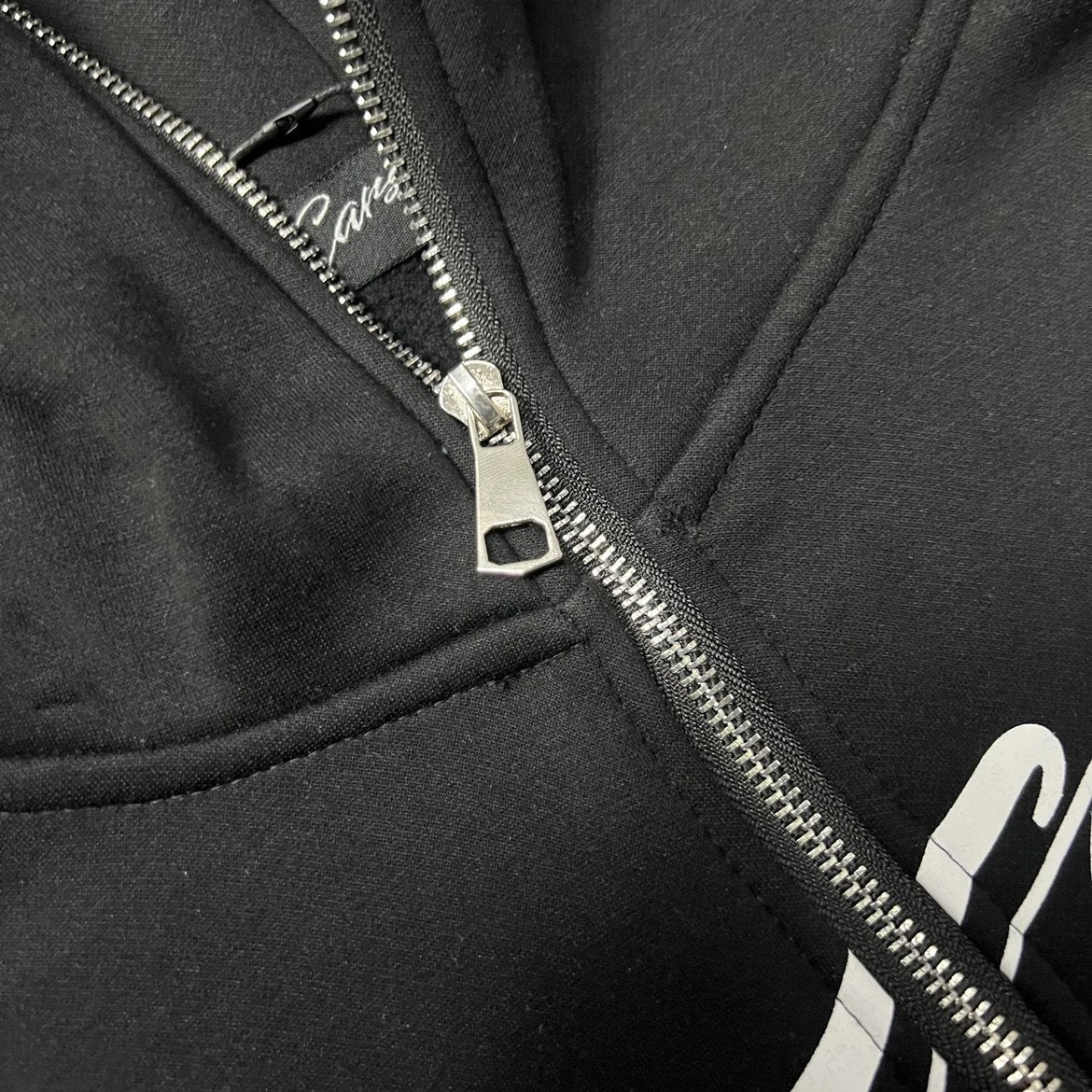 CARSICKO LOVE SPREAD ZIP UP HOODIE