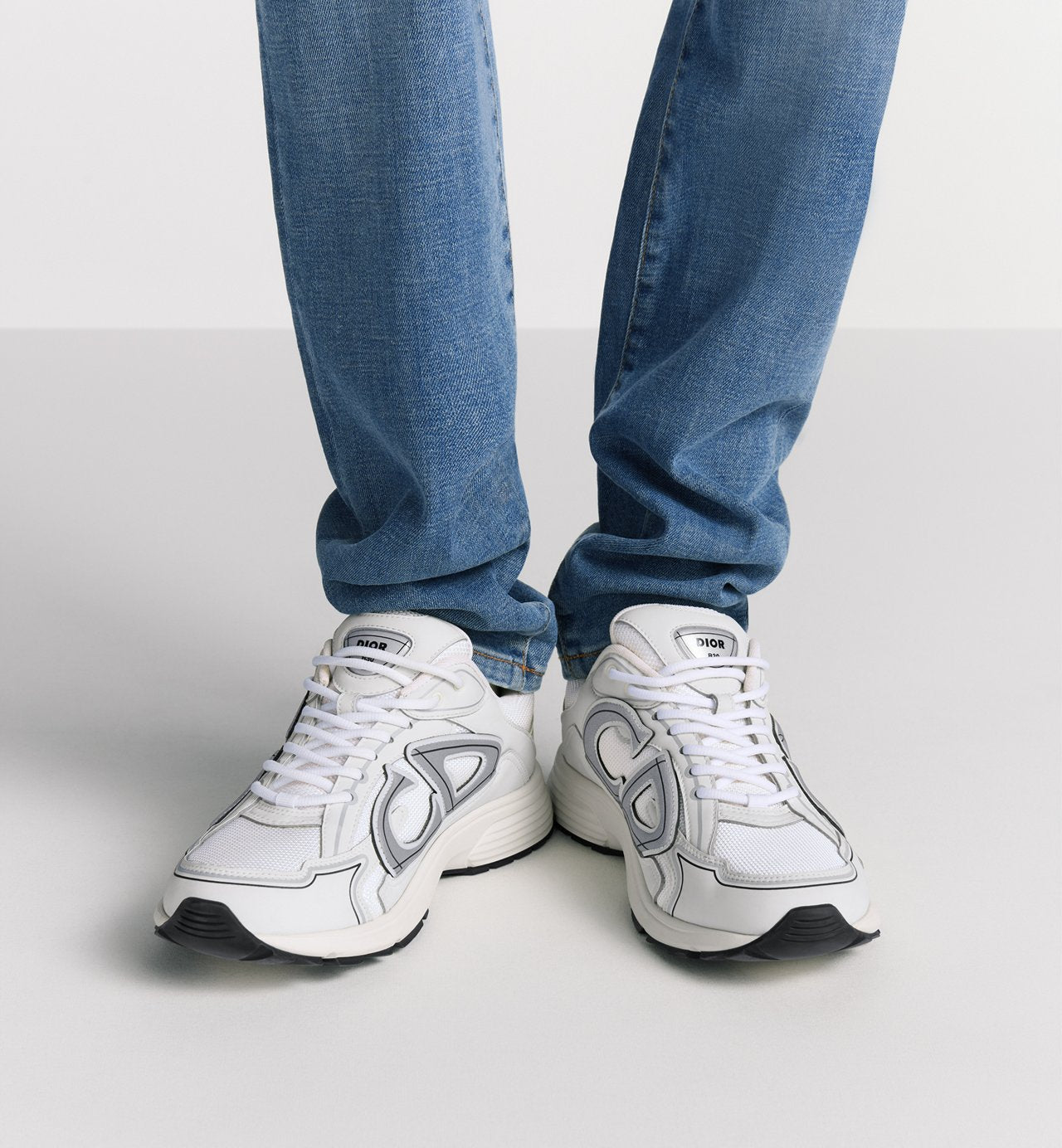 B30  Mesh Runner White