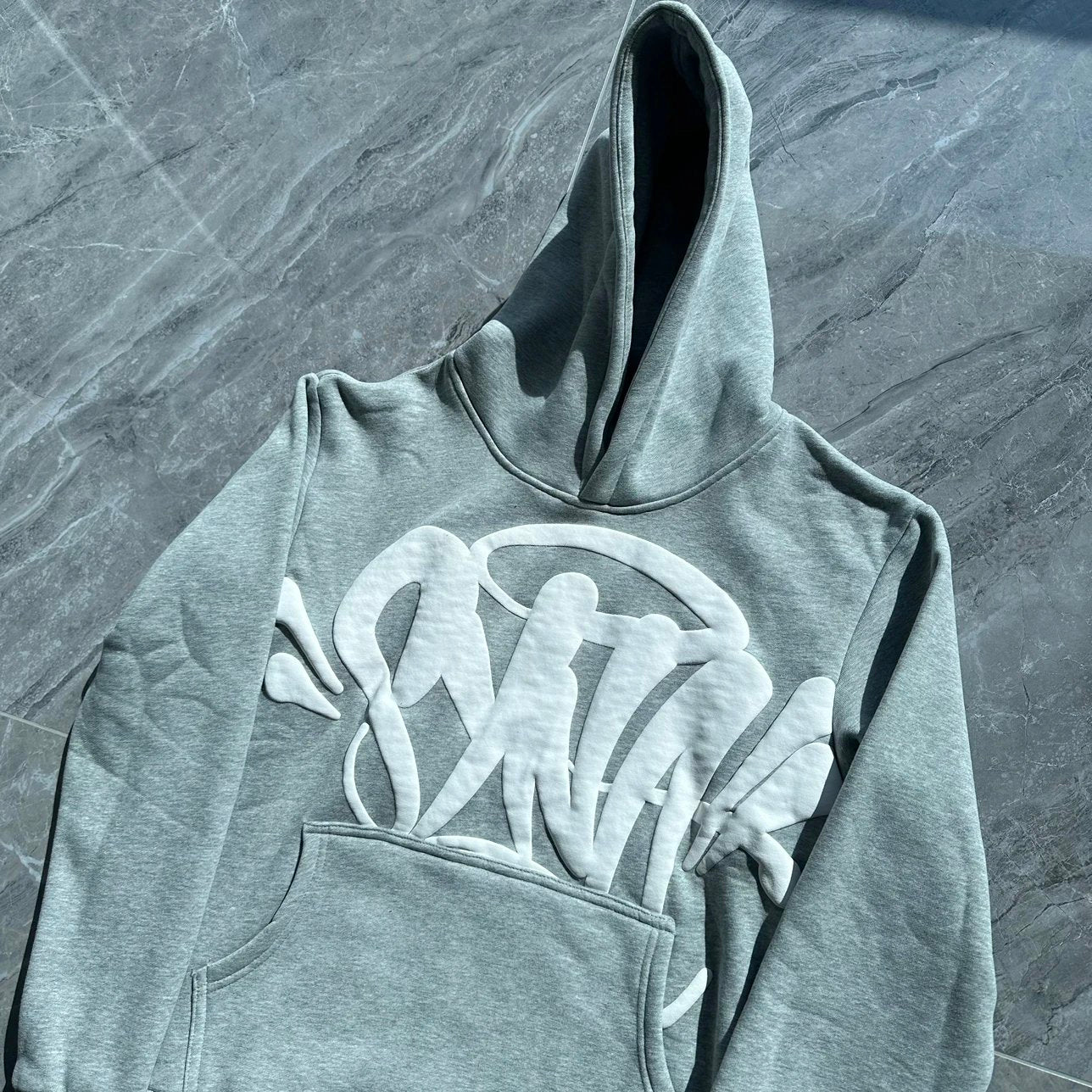 Syna WRLD cropped - HOODIE
